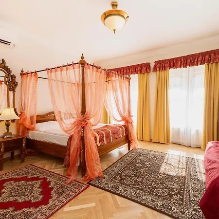 Boutique Hotel Green Lobster-3
